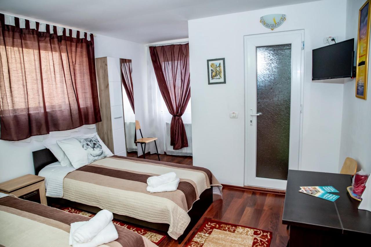 Pensiunea Victoria Mangalia Exterior foto